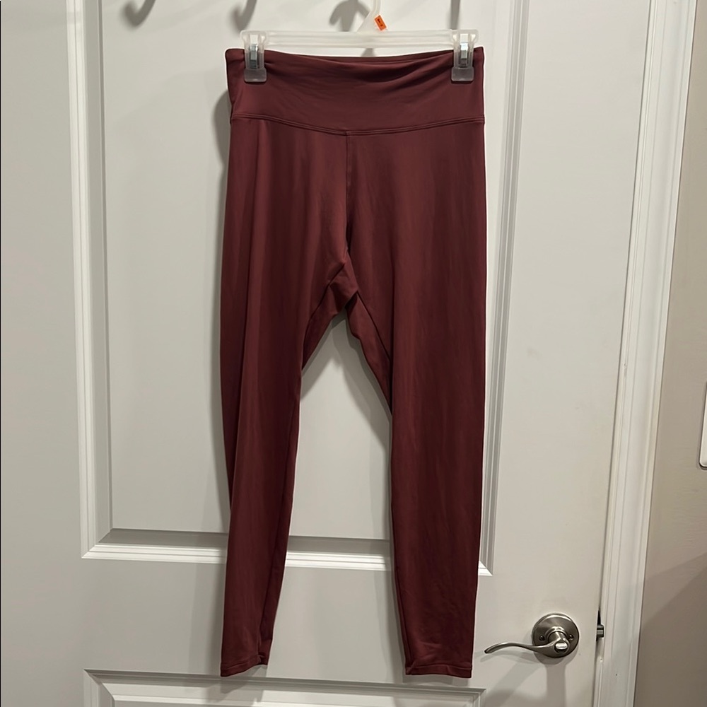 Express Women’s Capri Leggings